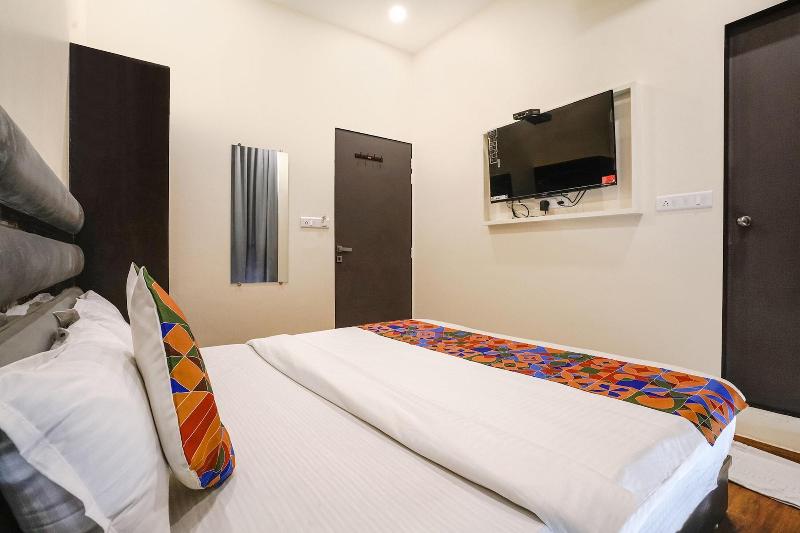 Fabhotel Freedom International image