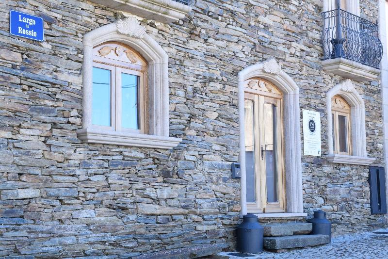 Ph In Alto Douro Vinhateiro — photo 4