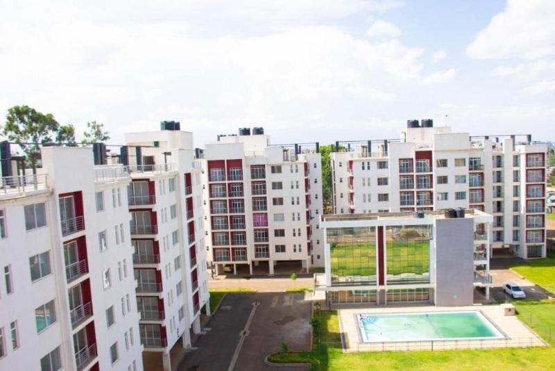 Lux Suites Racecourse Studio Apartments image