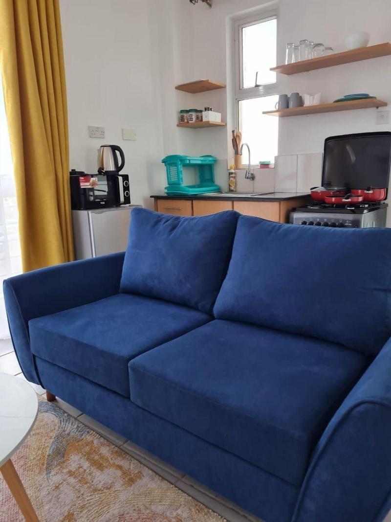 Lux Suites Racecourse Studio Apartments image