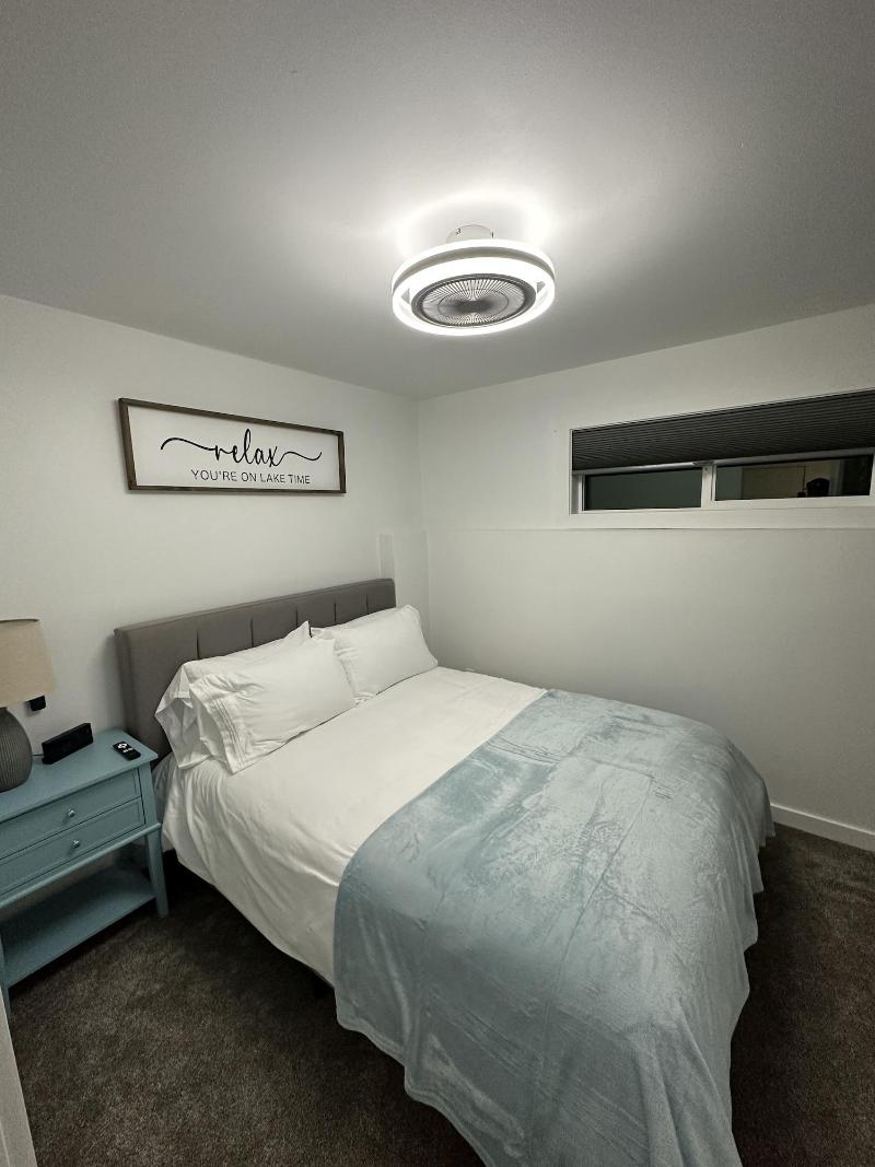 South Shore Motel image