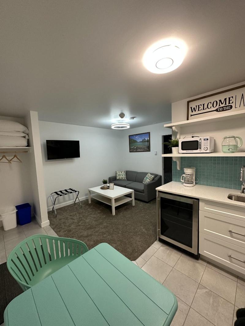South Shore Motel image