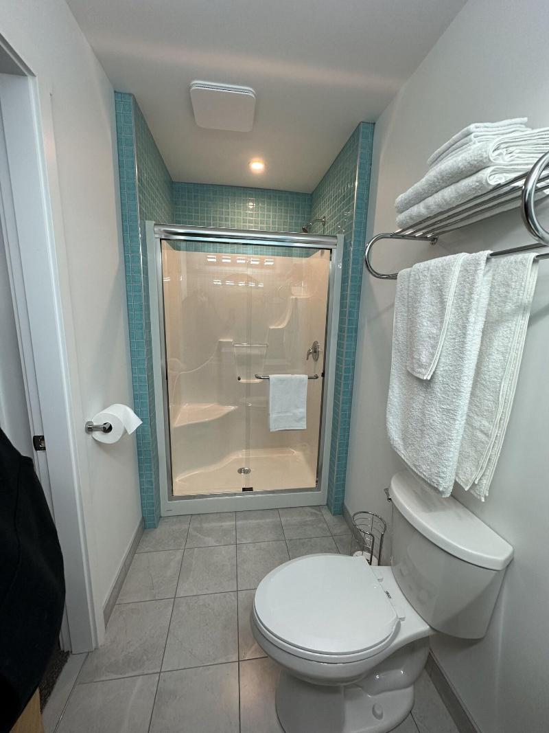 South Shore Motel image