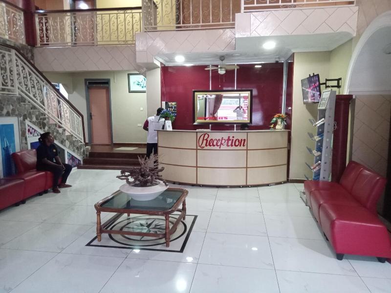 Royal Lee S Hotel — photo 5