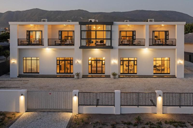 Glow Boutique Suites image