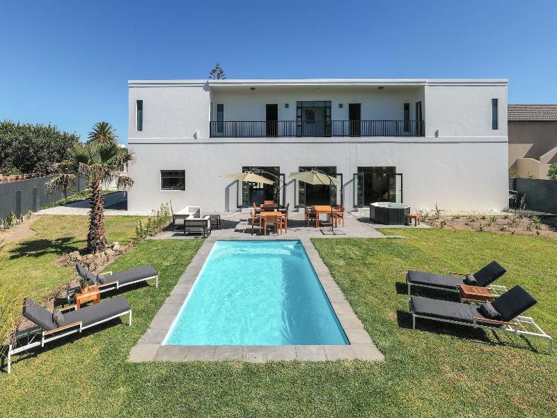Glow Boutique Suites image