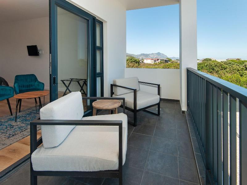 Glow Boutique Suites image