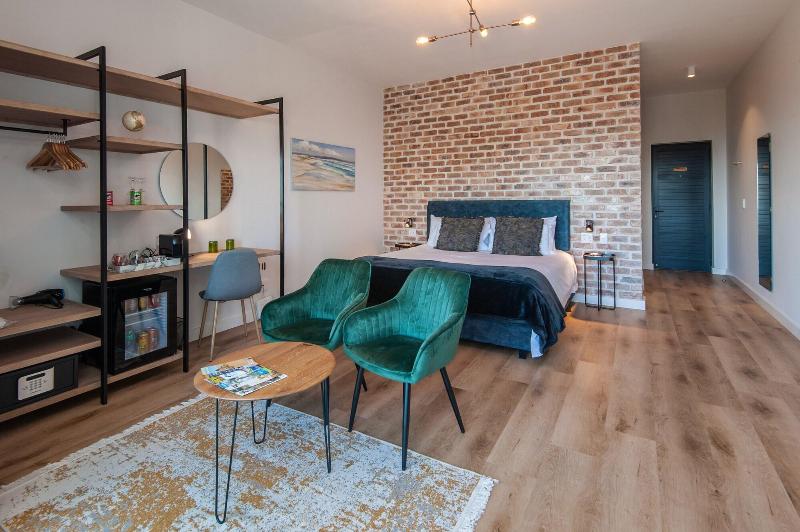 Glow Boutique Suites image