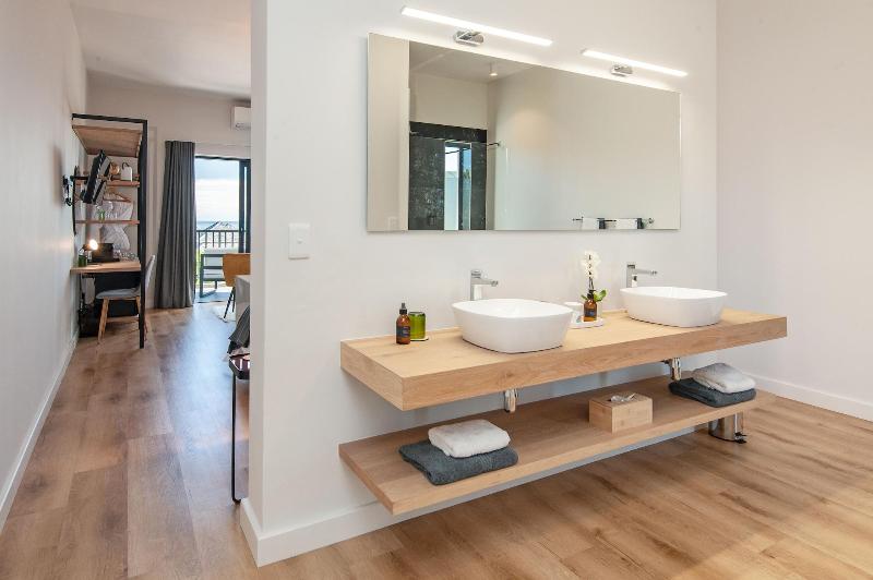 Glow Boutique Suites image