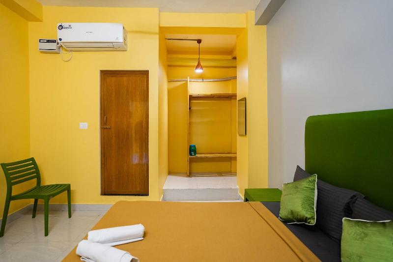 Hotel Les Hues image