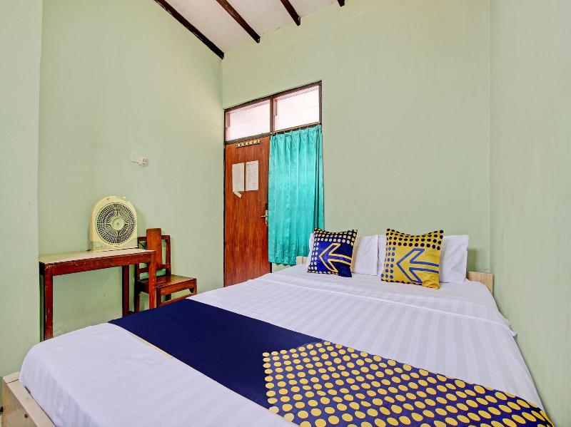 Spot On 93182 Hotel Jaya Kusuma image