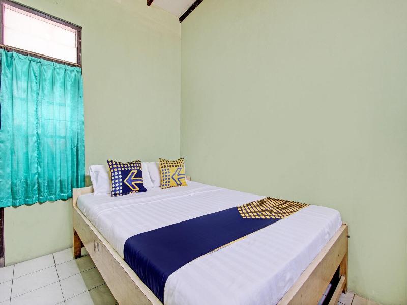 Spot On 93182 Hotel Jaya Kusuma image
