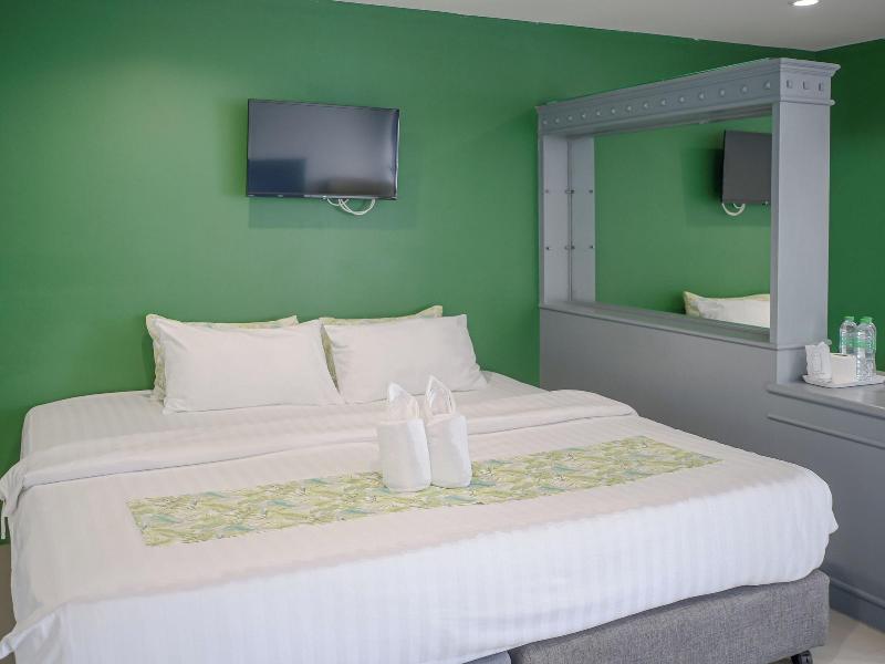 Xanadu Hotel image
