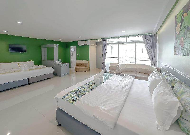 Xanadu Hotel image