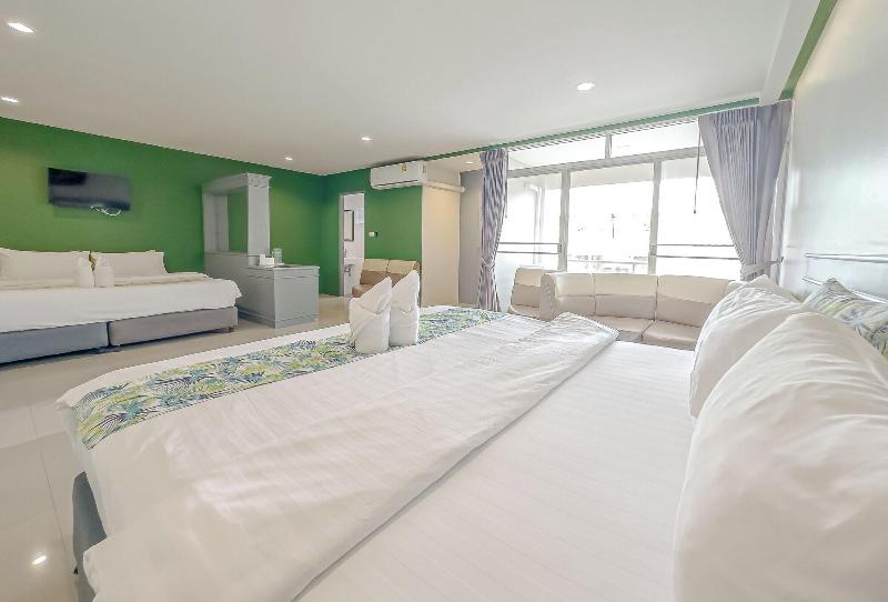 Xanadu Hotel image