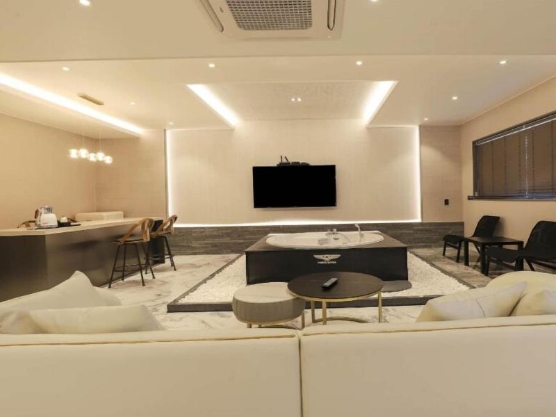 Gyeongju H Avenue Hotel Bulguksa image