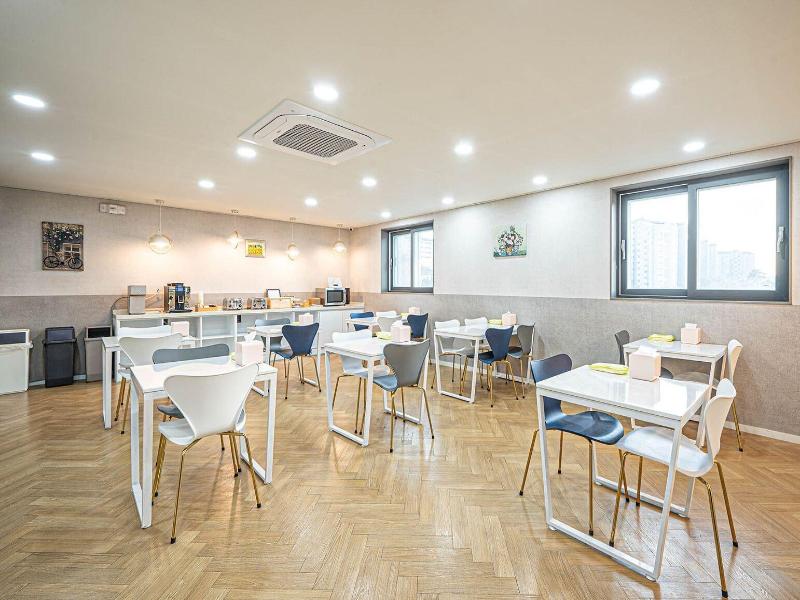 Gyeongju H Avenue Hotel Bulguksa image