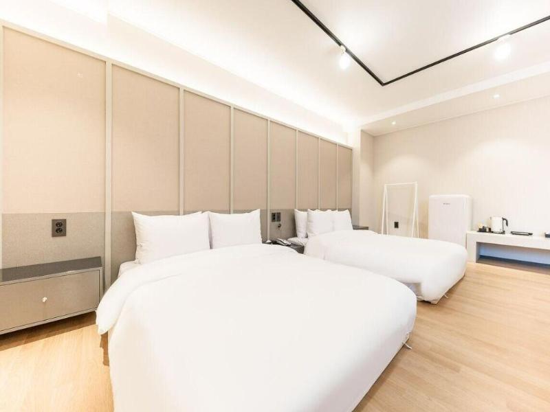 Gyeongju H Avenue Hotel Bulguksa image