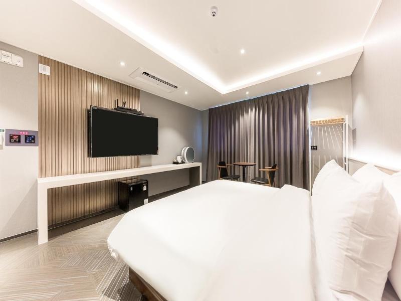 Gyeongju H Avenue Hotel Bulguksa image