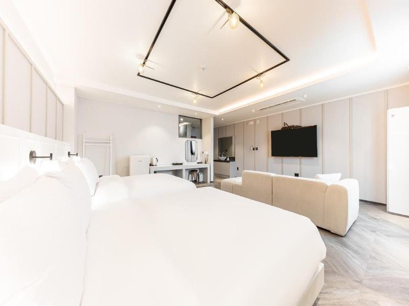 Gyeongju H Avenue Hotel Bulguksa image