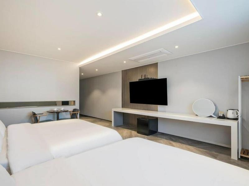 Gyeongju H Avenue Hotel Bulguksa image