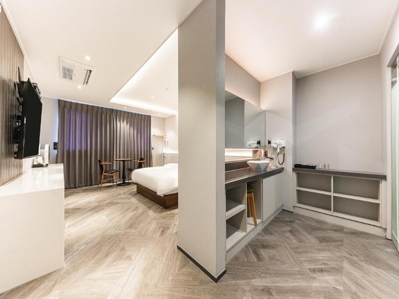 Gyeongju H Avenue Hotel Bulguksa image