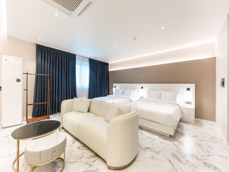Gyeongju H Avenue Hotel Bulguksa image