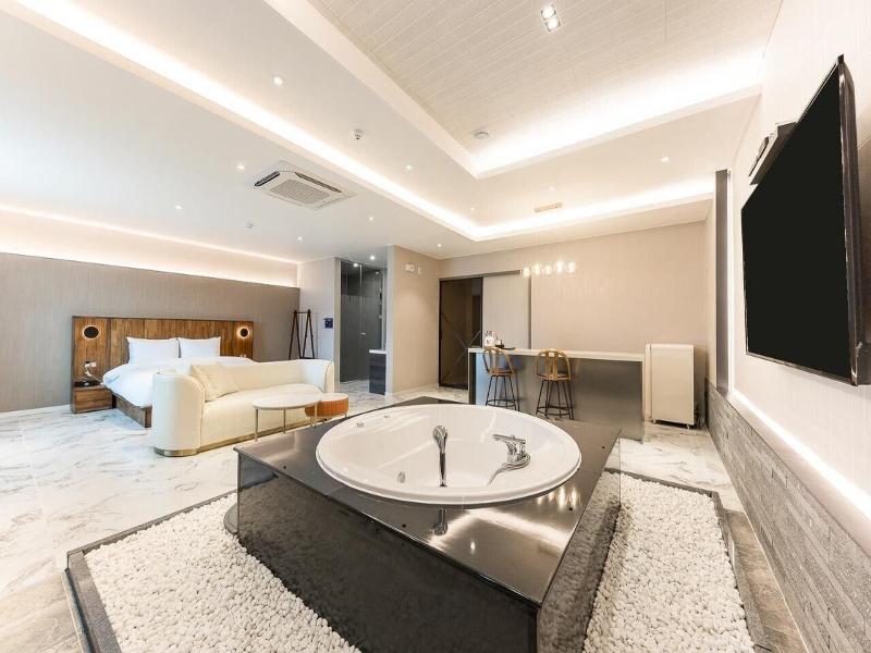 Gyeongju H Avenue Hotel Bulguksa image
