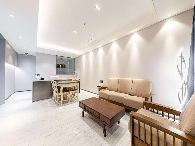 Gyeongju H Avenue Hotel Bulguksa image