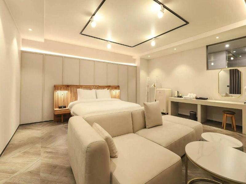 Gyeongju H Avenue Hotel Bulguksa image