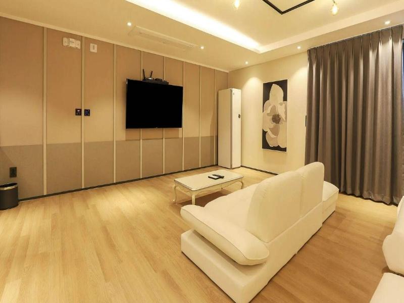 Gyeongju H Avenue Hotel Bulguksa image