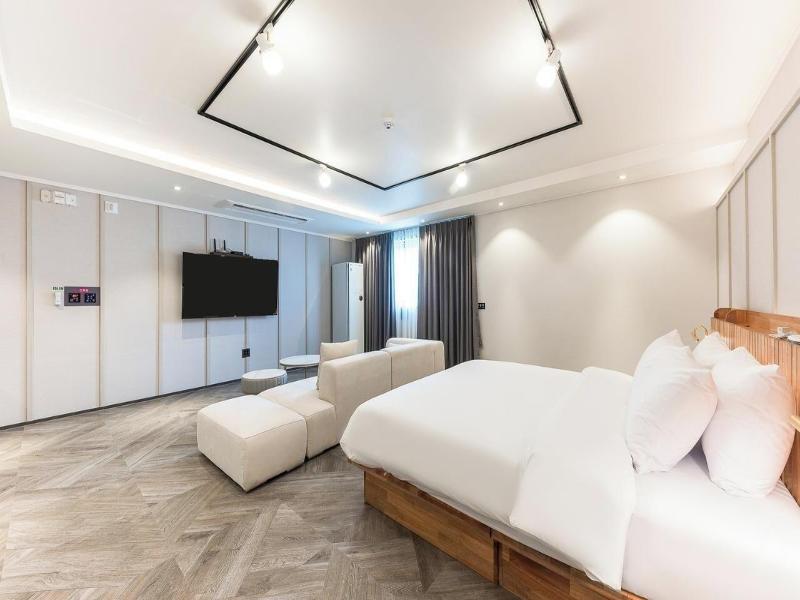 Gyeongju H Avenue Hotel Bulguksa image