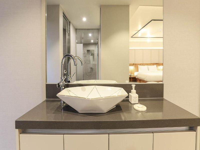 Gyeongju H Avenue Hotel Bulguksa image