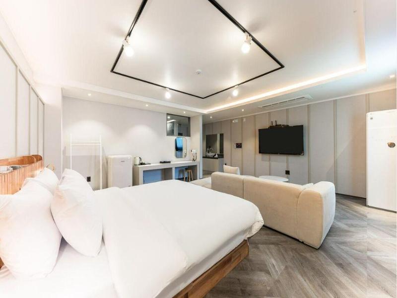 Gyeongju H Avenue Hotel Bulguksa image