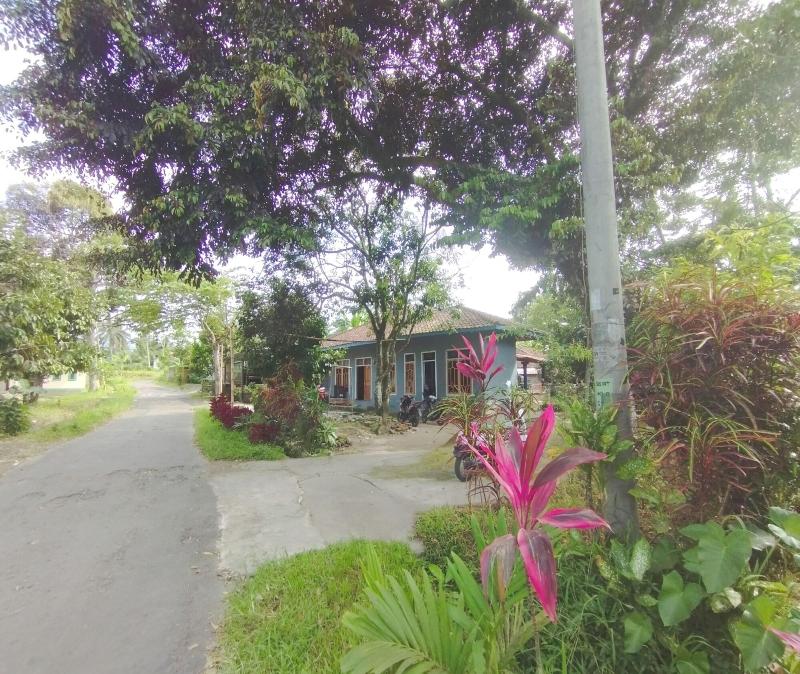 Oyo 93666 Lestari Homestay