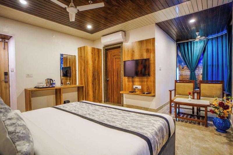Pax Grand Blue Udaipur image