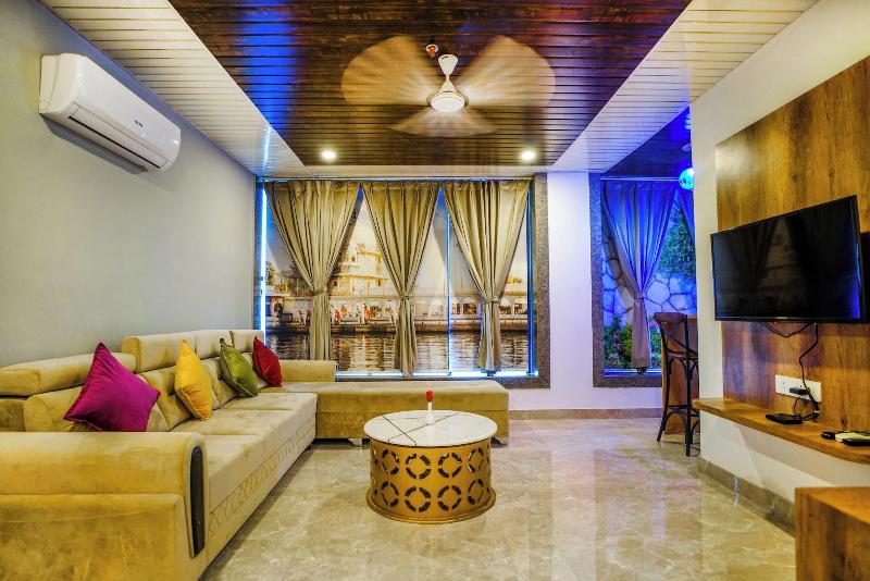 Pax Grand Blue Udaipur image