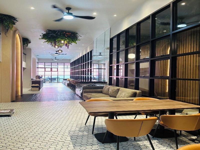 14 Sathorn Hotel image