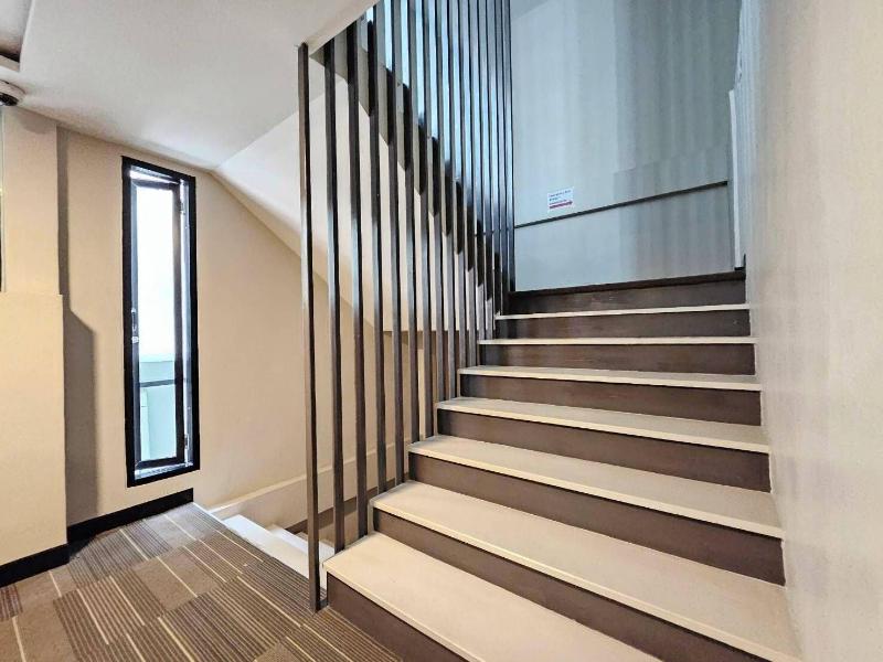 14 Sathorn Hotel image