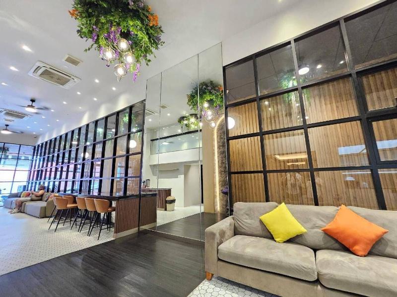 14 Sathorn Hotel image