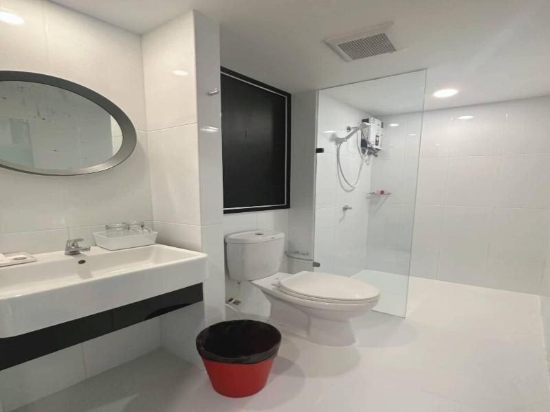 14 Sathorn Hotel image