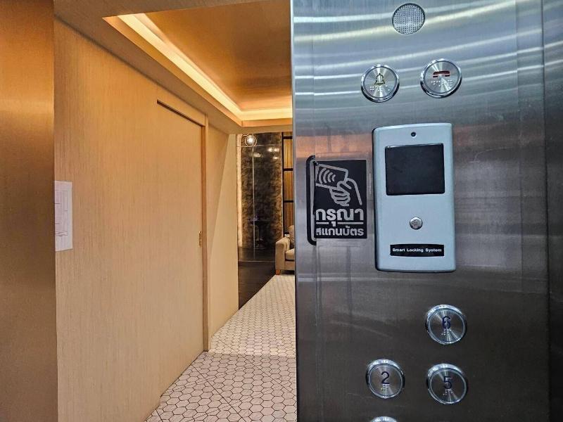 14 Sathorn Hotel image