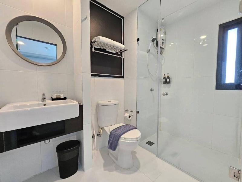 14 Sathorn Hotel image