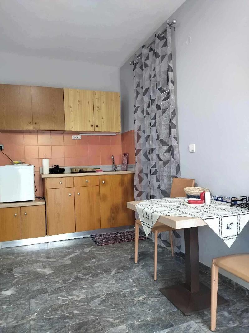 Cosy Living Apartments image