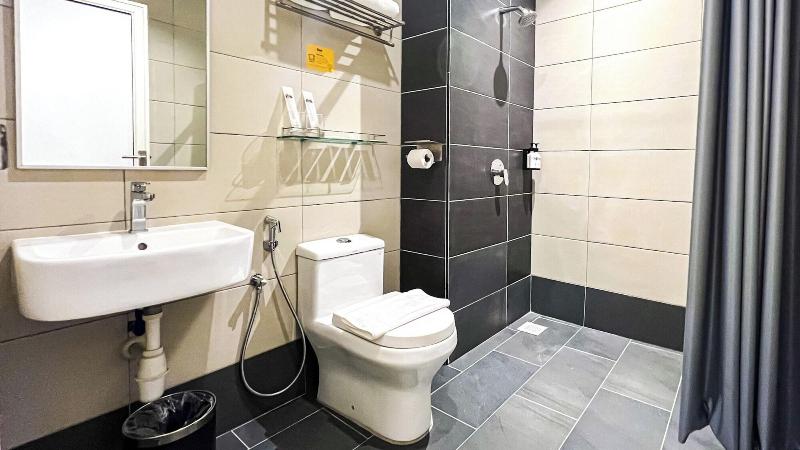 Fives Hotel Meldrum image