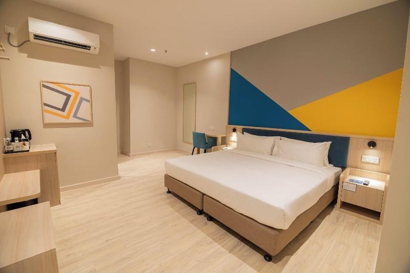 Fives Hotel Meldrum image