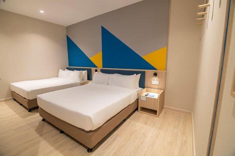 Fives Hotel Meldrum image
