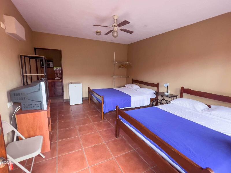 Hotel Bela N Suites image