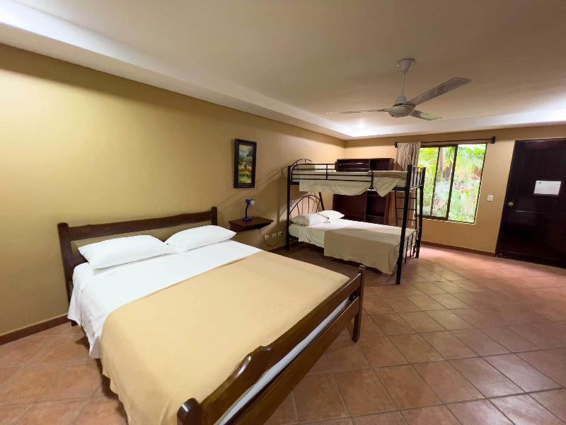 Hotel Bela N Suites image