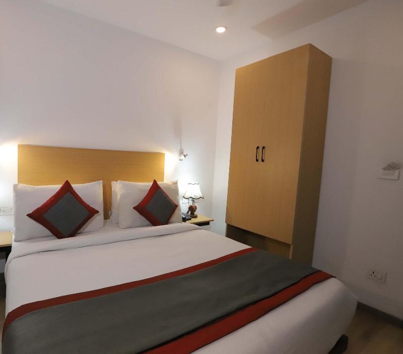Qotel Hotel Ip Residency image